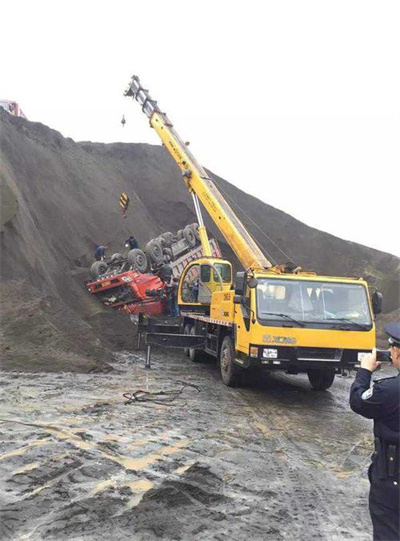 九台上犹道路救援